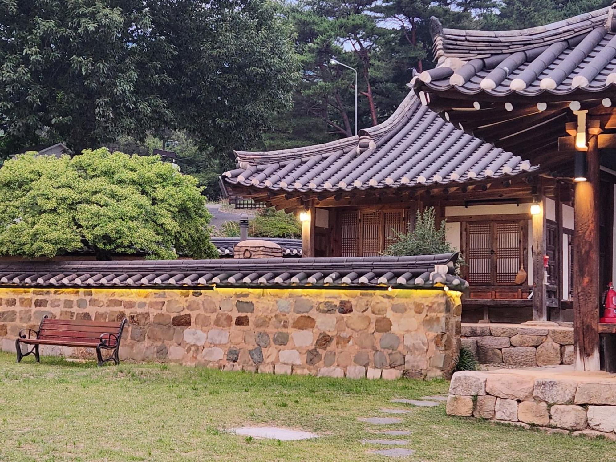 Dobong Seodang Gyeongju Eksteriør billede