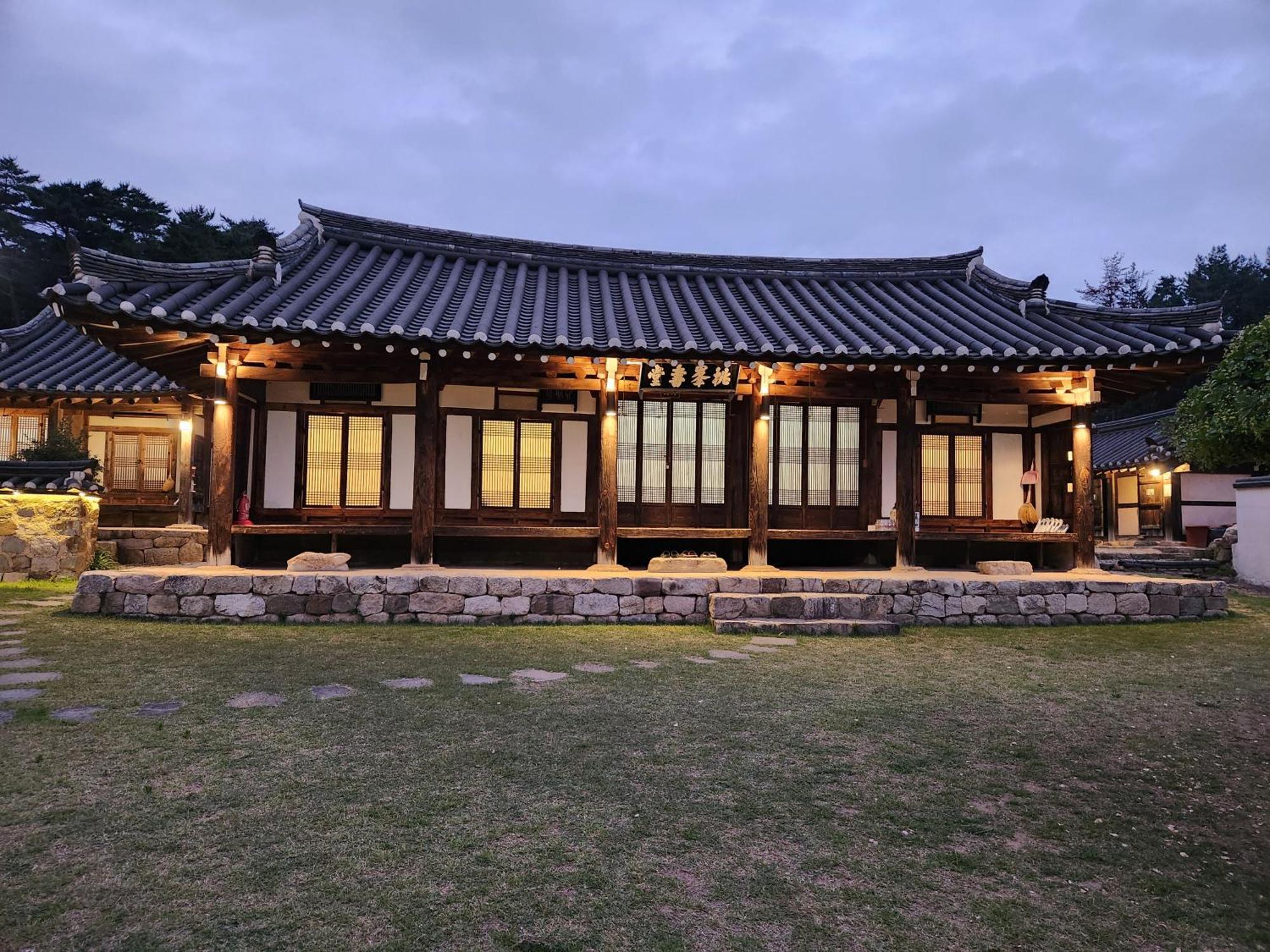 Dobong Seodang Gyeongju Eksteriør billede
